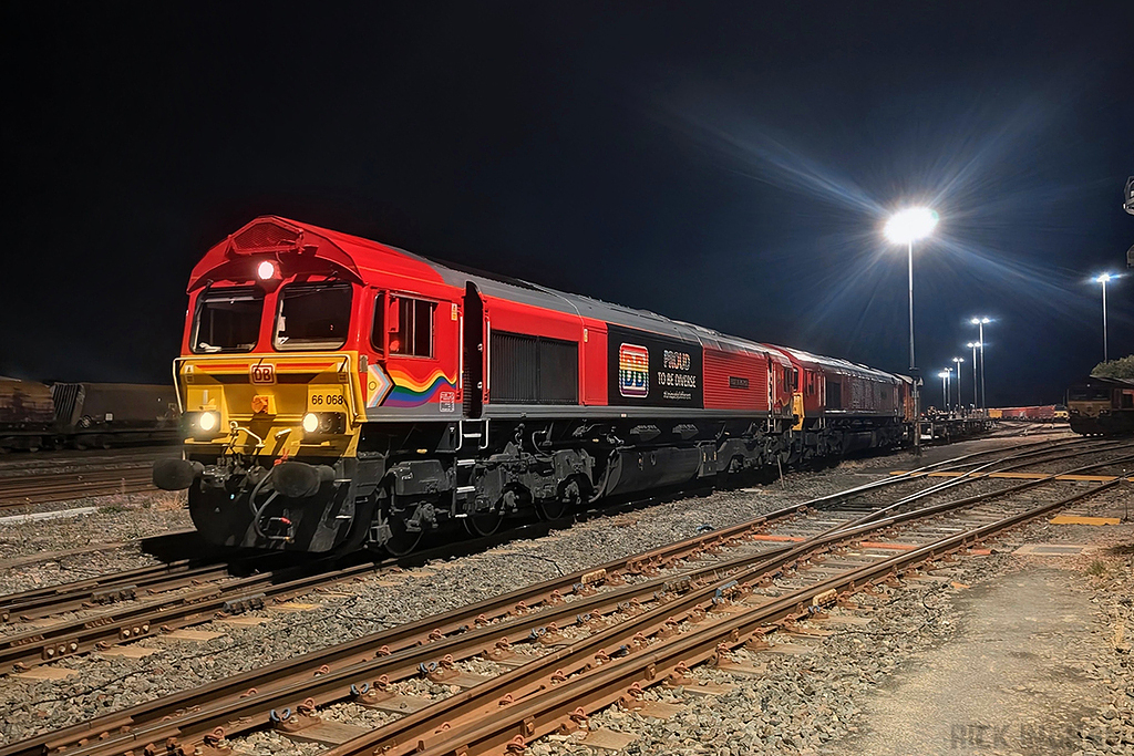 Class 66 - 66068 - DB Cargo