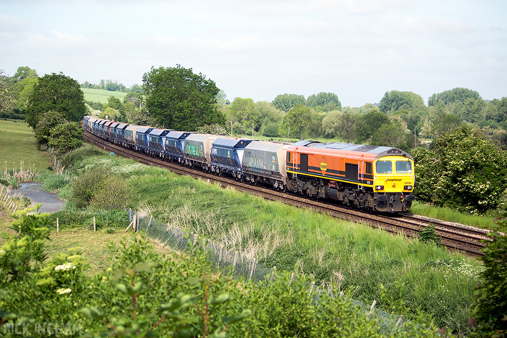 Class 59 - 59205 - Freightliner