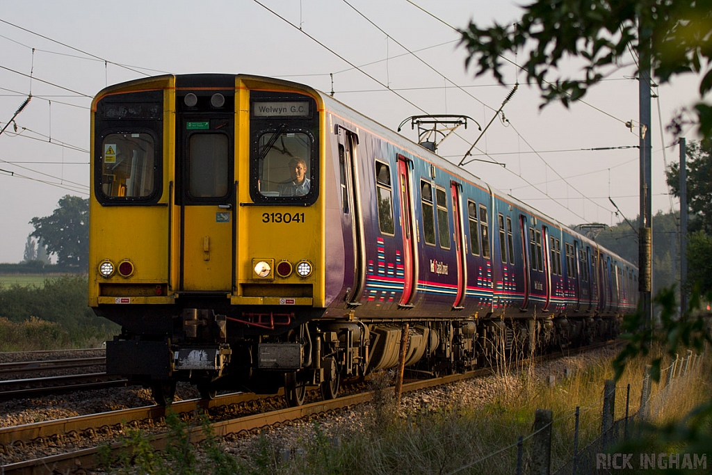 Class 313 - 313041 - First Capital Connect
