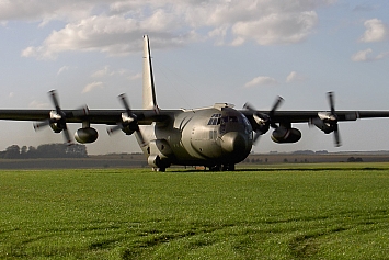Lockheed C-130K Hercules C3 - XV290 - RAF