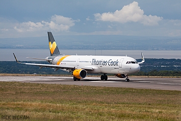 Airbus A321-211 - G-TCDE - Thomas Cook