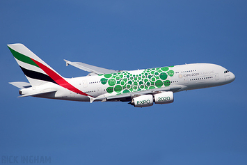 Airbus A380-861 - A6-EEW - Emirates