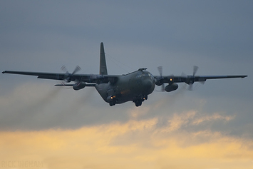 Lockheed C-130K Hercules C3 - XV221 - RAF