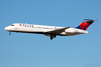 Boeing 717-2BD - N893AT - Delta Airlines