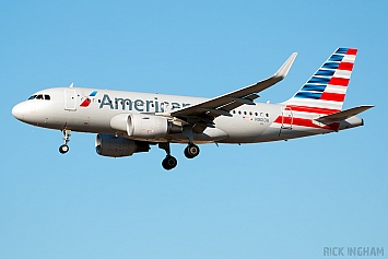 Airbus A319-115 - N9013A - American Airlines