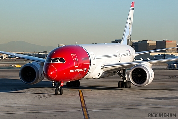 Boeing 787-8 Dreamliner - LN-LNG - Norwegian Airlines