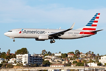 Boeing 737-823(WL) - N968NN - American Airlines