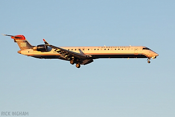 Canadair CRJ-900ER Regional Jet - N927LR - US Airways Express