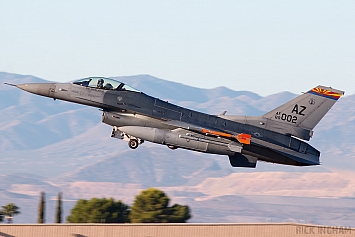 Lockheed Martin F-16C Fighting Falcon - 89-0002 - USAF