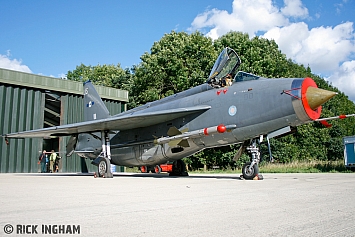 English Electric Lightning F6 - XR728 - RAF