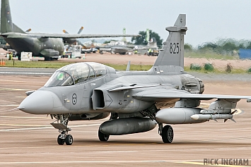 Saab JAS-39D Gripen - 825 - Swedish Air Force