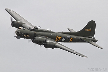 Boeing B-17G Flying Fortress - 124485/G-BEDF - USAF