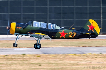 Yakovlev Yak-52 - 27 Red/G-YAKX - Russian Air Force