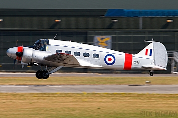 Avro Anson C19 - TX176/G-AHKX - RAF