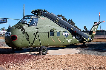 Sikorsky UH-34D Seahorse - 150219 - USMC