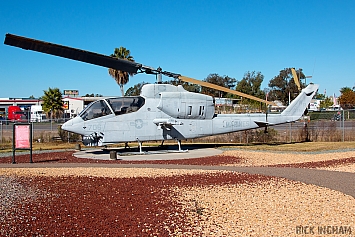 Bell AH-1J Cobra - 157784 - USMC