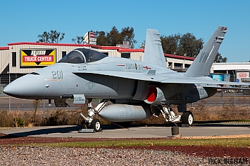 McDonnell Douglas - F/A-18A Hornet - 161749 - USMC