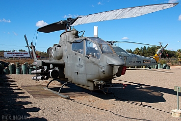 Bell AH-1F Cobra - 69-16416 - US Army
