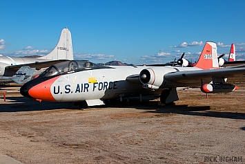 Martin EB-57B Canberra - 52-1519 - USAF