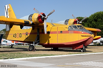 Canadair CL-215-I - UD.13-1/43-01 - Spanish Air Force