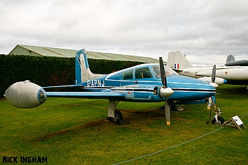 Cessna 310 - G-APNJ