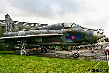 English Electric Lightning T5 - XS417 - RAF