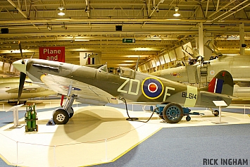Supermarine Spitfire Vb - BL614/ZD-F - RAF