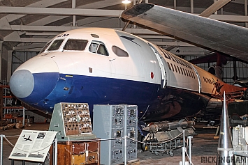 Hawker Siddeley Trident 3B-101 - G-AWZM - British Airways