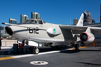 Douglas EKA-3B Skywarrior - 142251 - US Navy