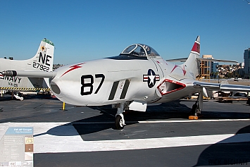 Grumman F9F-8P Cougar - 141702 - US Navy