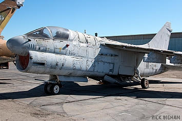 Vought A-7B Corsair - 154538 - US Navy