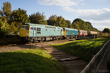Class 26 - D5343 (26043) + Class 24 - 5081 (24081)