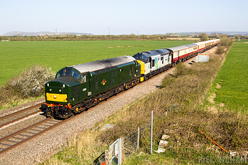 Class 37 - 37667 + 37688 - Locomotive Services Limted