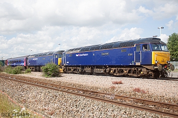 Class 57 - 57605 + 57603 - FGW