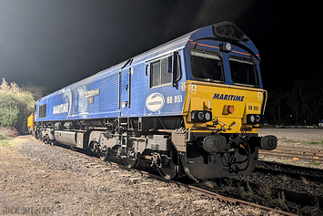 Class 66 - 66051 - DB Schenker