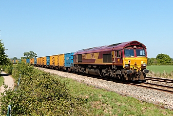 Class 66 - 66207 - EWS
