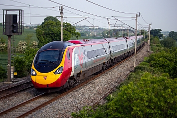 Class 390 Pendolino - 390102 - Virgin Trains