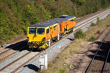 Tamper - DR73805 - Colas Rail