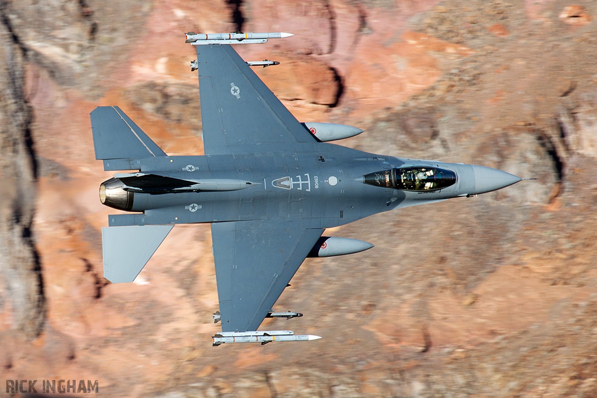 Fighting Lobos F16