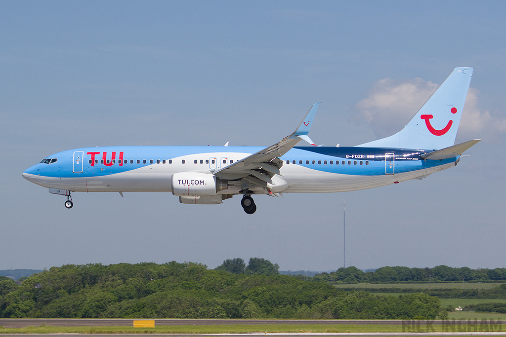 Boeing 737-8K5WL - G-FDZR - TUI