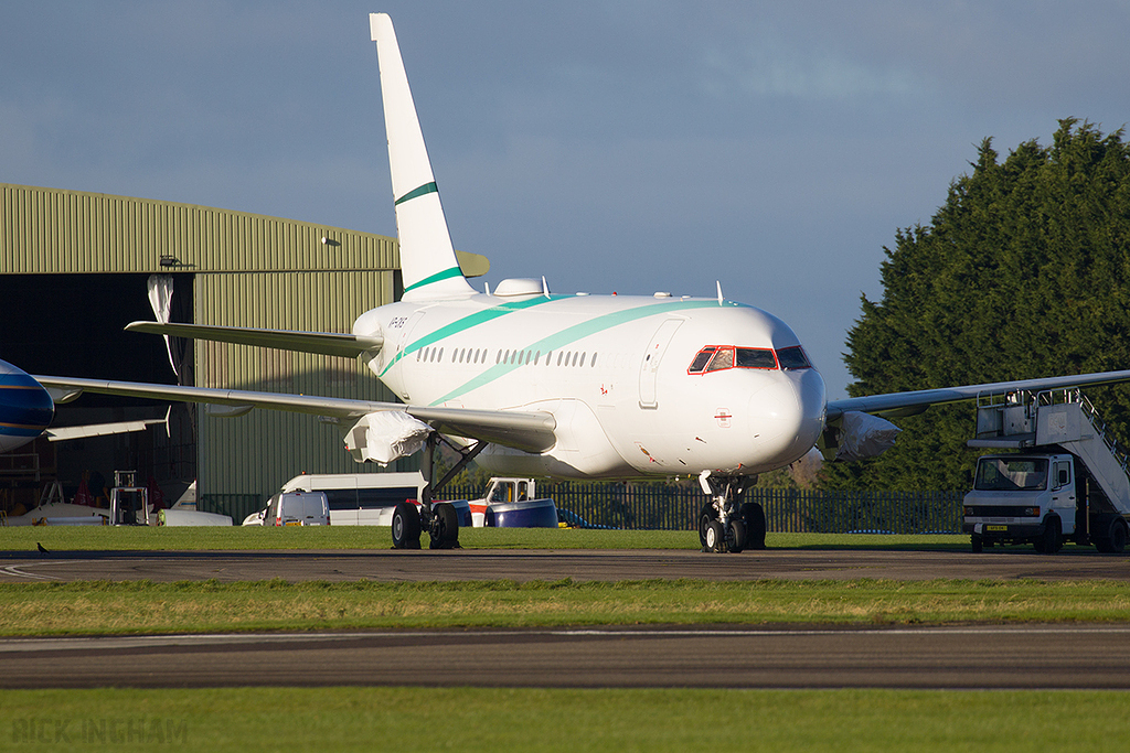Airbus A318-112CJ Elite - VP-CKS
