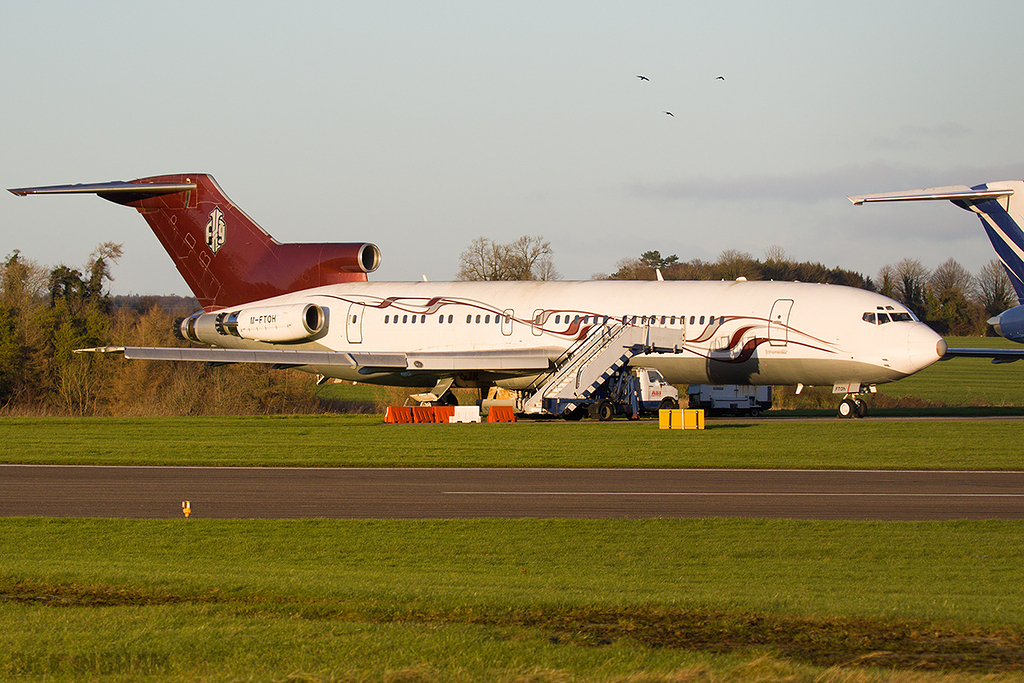 Boeing 727-269A - M-FTOH