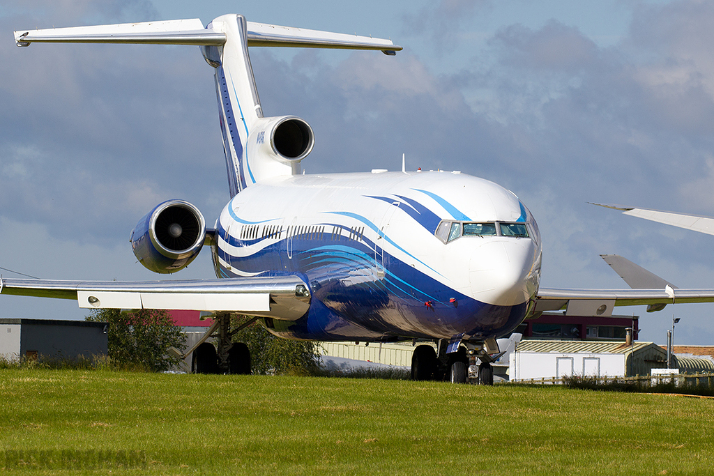 Boeing 727-2X8 - M-STAR - Starling Aviation
