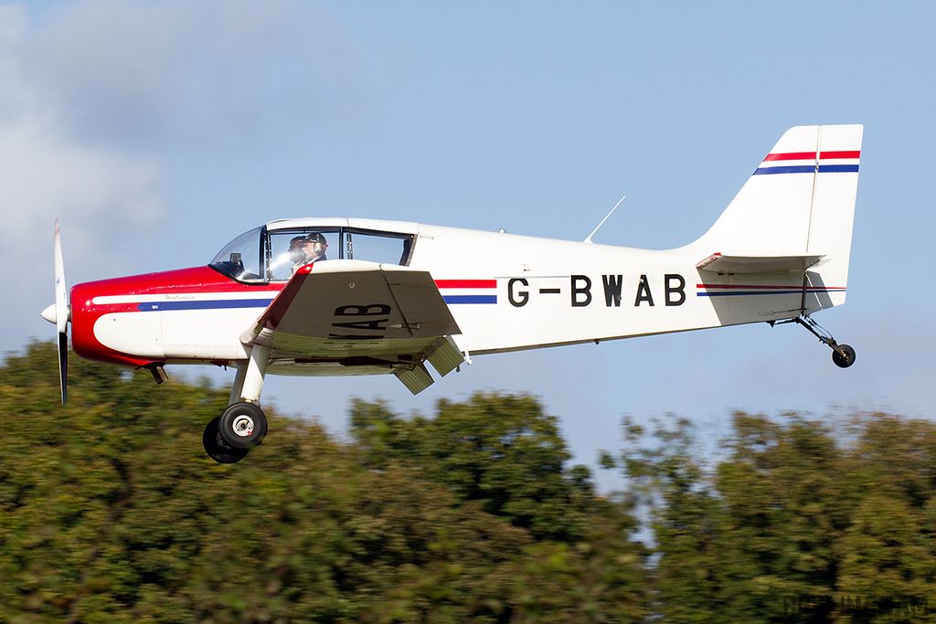 Jodel D.140 Mousquetaire - G-BWAB