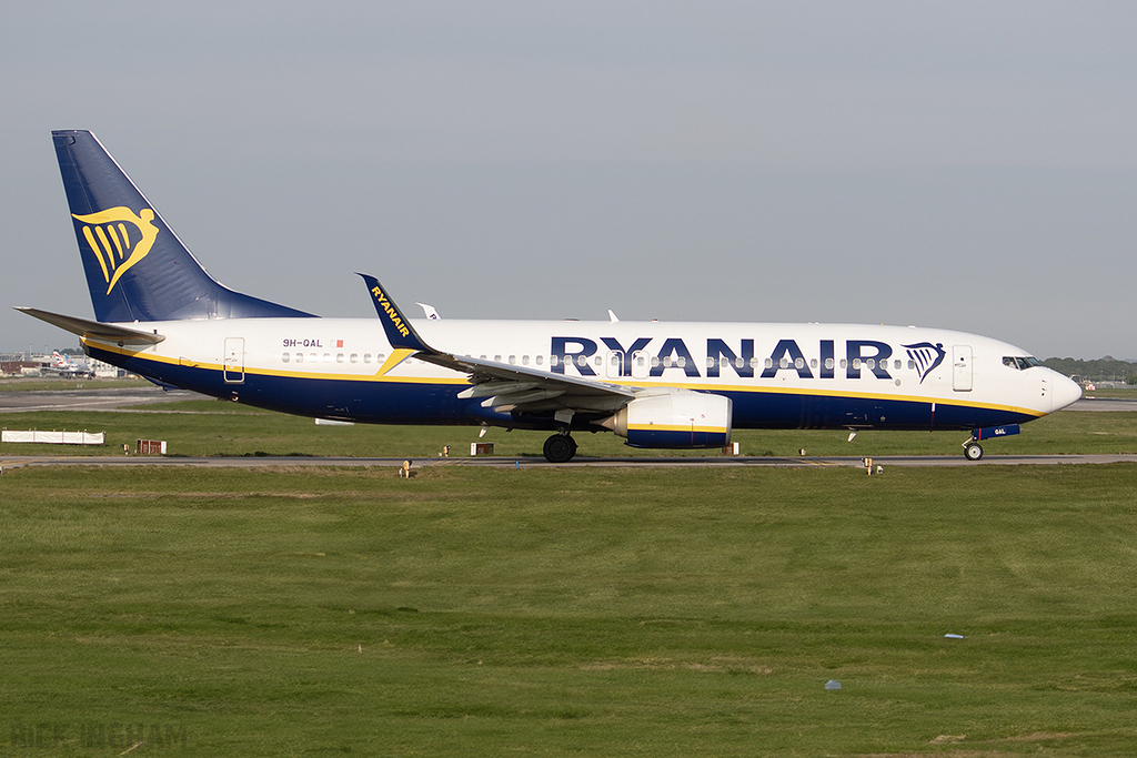 Boeing 737-8AS - 9H-QAL - Ryanair