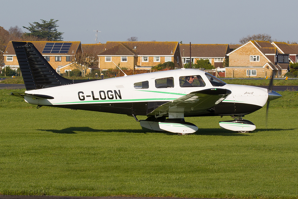 Piper PA-28-181 - G-LOGN