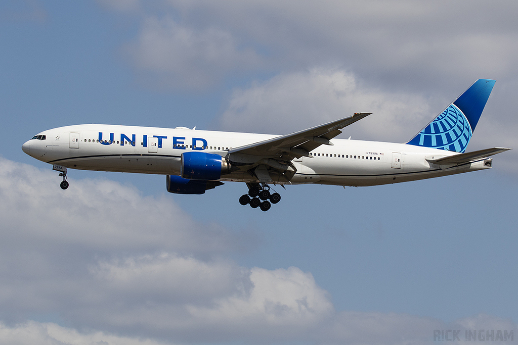 Boeing 777-222ER - N793UA - United Airlines