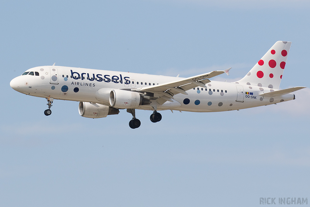 Airbus A320-214 - OO-SNK - Brussels Airlines