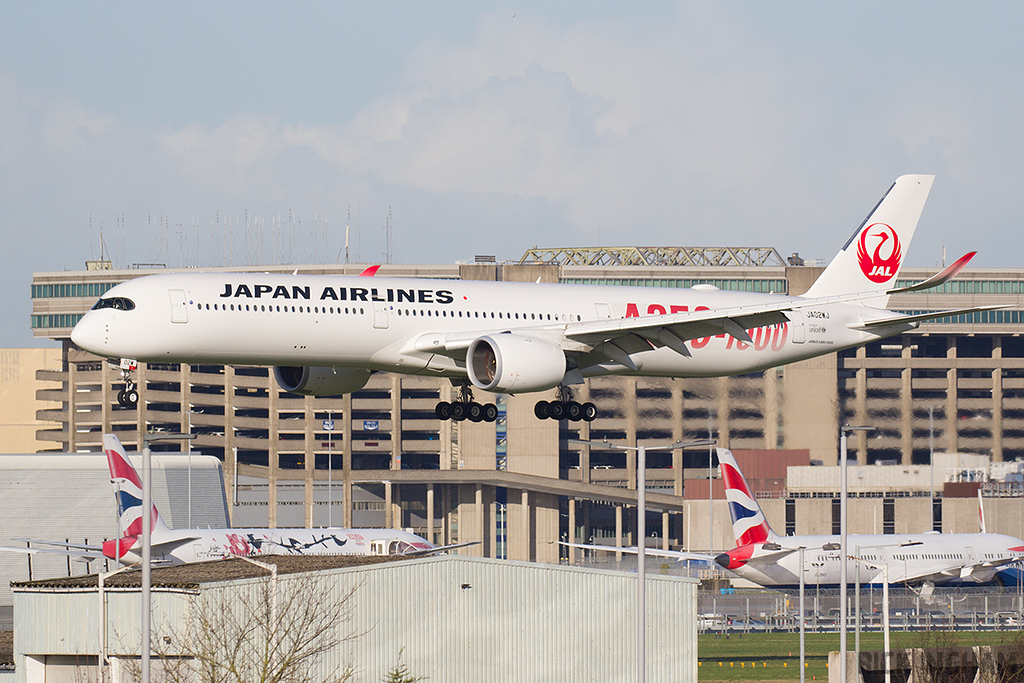 Airbus A350-1041 - JA02WJ - Japan Airlines