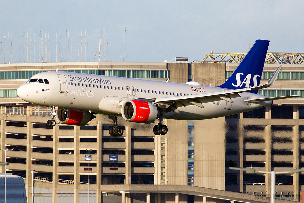 Airbus A320-251N - LN-RGL - Scandinavian Airlines